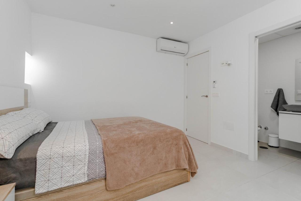Corazon Del Mar Apartment Torrevieja Exterior photo